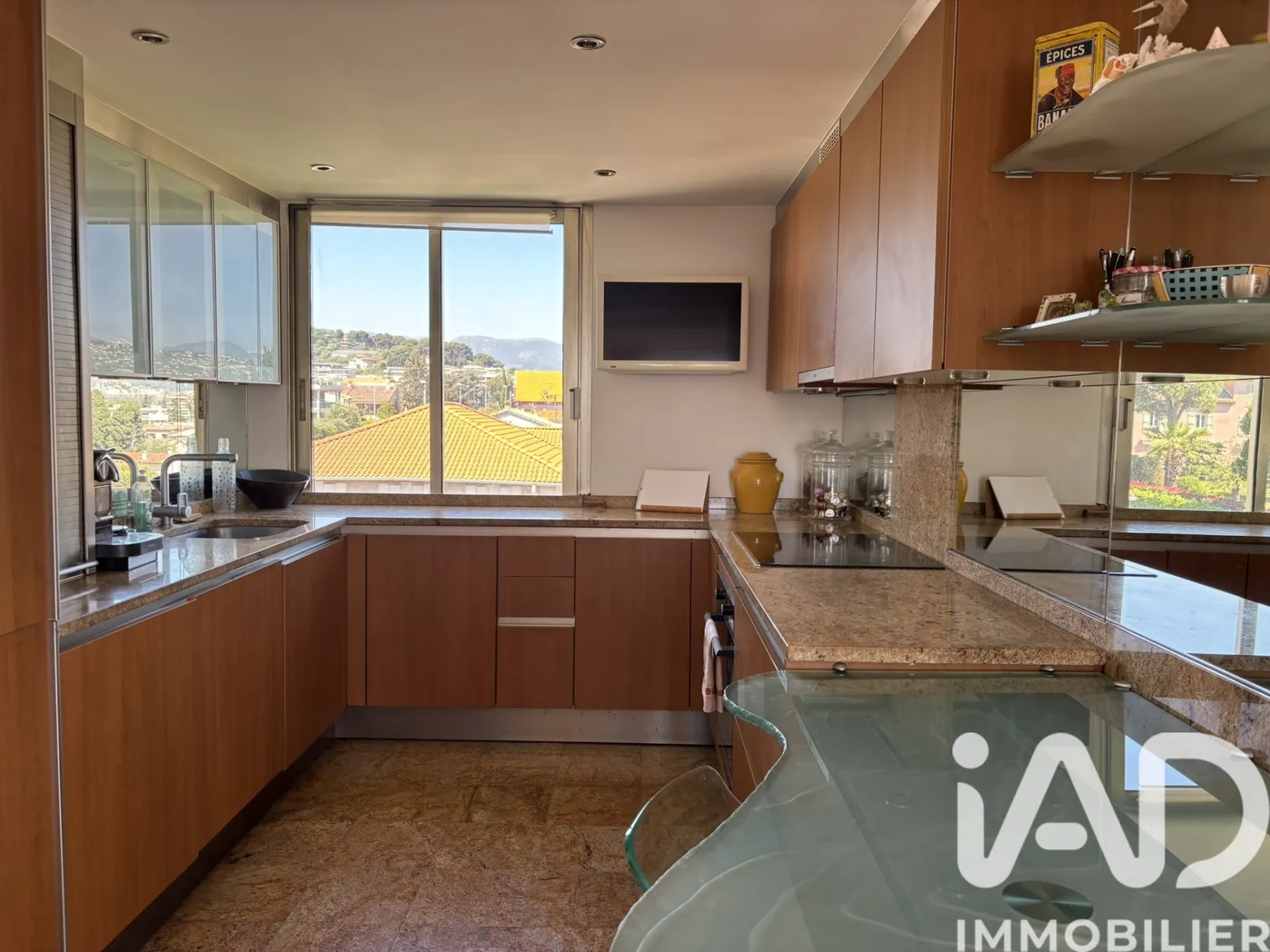 Vente appartement à Saint-Laurent-du-Var (06700) : appartement 3 pièces 92 m² - 1998519 — 3