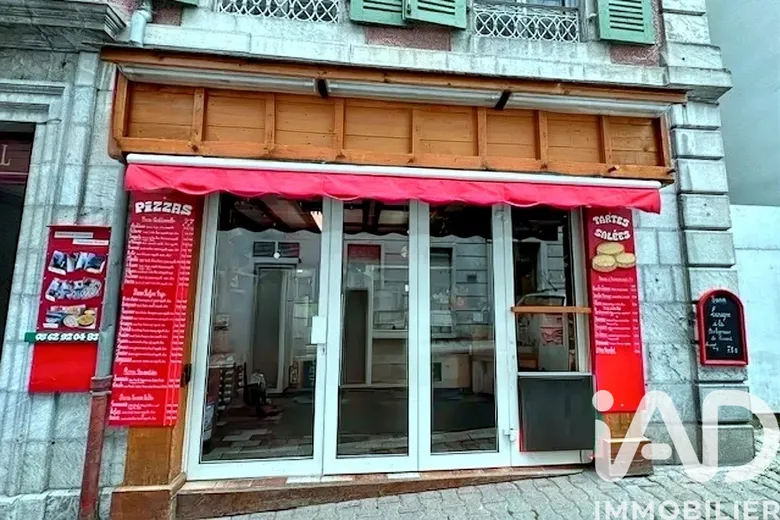 Local commercial 60 m² · à Cauterets · 60 m² · 122 000 €