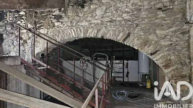 Immeuble à Lirac (30126)