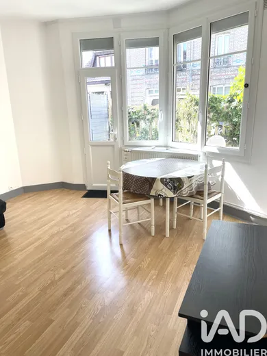 Studio à Bois-Colombes (92270)