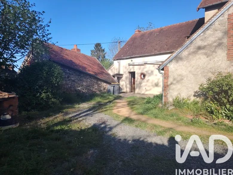 Maison 3 pièces 94 m² · à Huriel · 94 m² · 63 000 €
