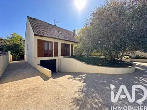 House in Pontault-Combault (77340)