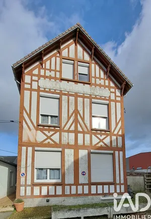 Immeuble à Aumale (76390)