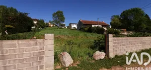 Terrain à bâtir à Abrest (03200)