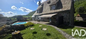 Maison traditionnelle à Laroquevieille (15250)