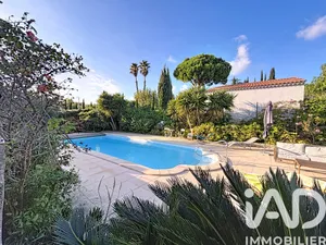 House in Bandol (83150)