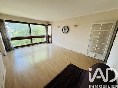 Appartement à Ris-Orangis (91130)