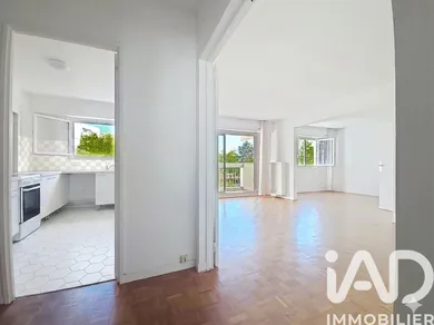 Apartment in Marly-le-Roi (78160)