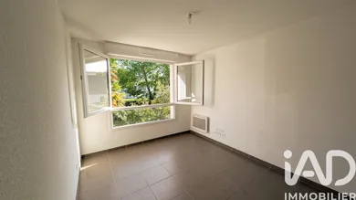 Studio in Pau (64000)