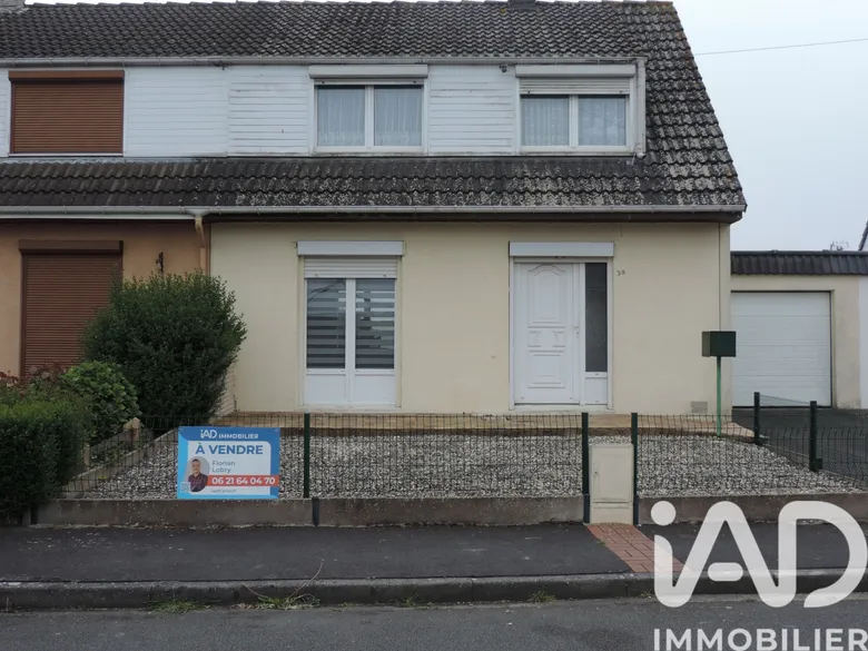 Maison 3 pièces 81 m² · à Wormhout · 81 m² · 165 000 €