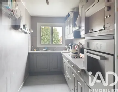 Apartment in Thiais (94320)