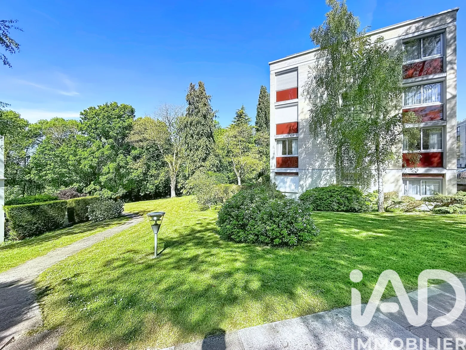 Vente appartement à Taverny (95150) : appartement 4 pièces 90 m² — 2