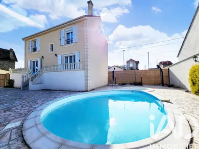 Maison à Conflans-Sainte-Honorine (78700)