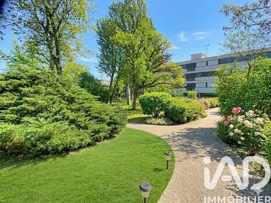 Appartement à Sèvres (92310)