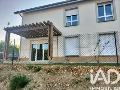 Apartment in Domarin (38300)