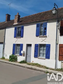 Maison de village à Larchant (77760)