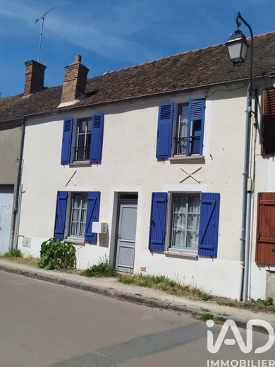 Maison de village à Larchant (77760)