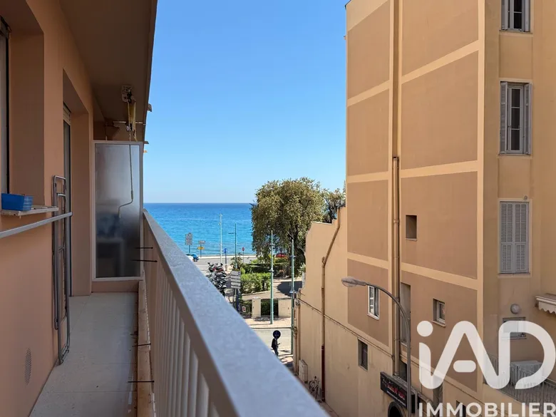 Appartement 2 pièces 33 m² · à Menton · 33 m² · 255 000 €