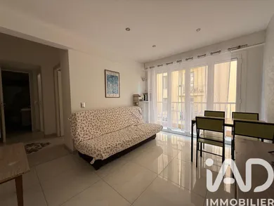 Apartment in Menton (06500)