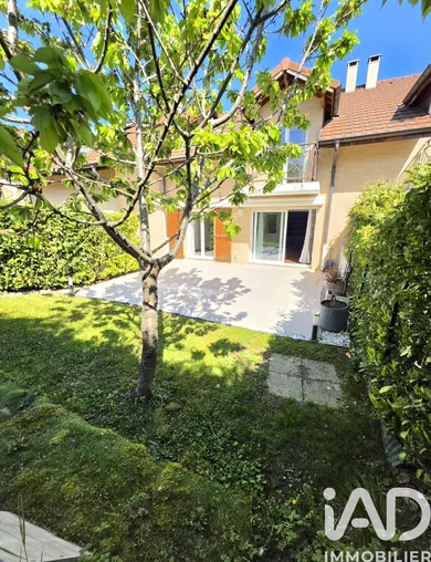 Maison traditionnelle à Archamps (74160)