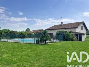 Maison à Saugnac-et-Cambran (40180)