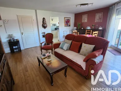 Apartment in Les Pavillons-sous-Bois (93320)