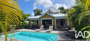 House in Saint-François (97118)