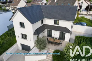 Maison à Pontault-Combault (77340)