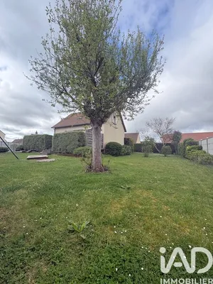 Maison traditionnelle à Bernières-sur-Mer (14990)
