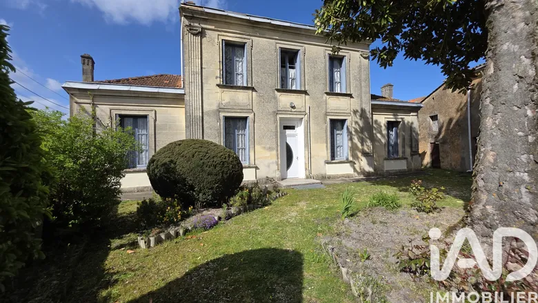 Maison 5 pièces 203 m² · à Saint-Paul · 203 m² · 175 000 €