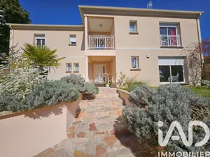 Maison à Le Blanc-Mesnil (93150)