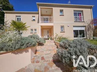 Maison à Le Blanc-Mesnil (93150)