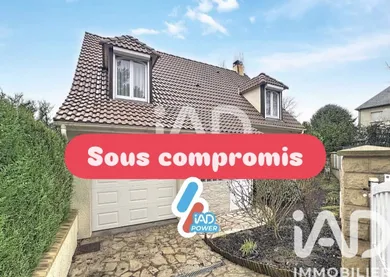 Maison traditionnelle à La Queue-en-Brie (94510)