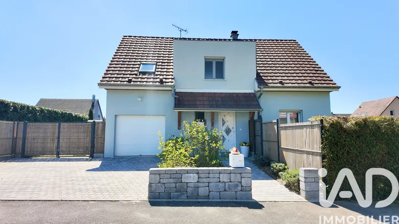 Maison 5 pièces 120 m² · à Chavannes-sur-l'Étang · 120 m² · 280 000 €