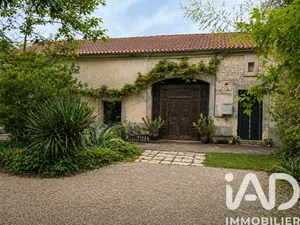 Maison à Barbezieux-Saint-Hilaire (16300)
