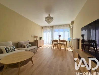 Appartement à Évry (91000)