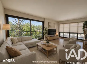 Apartment in Le Chesnay (78150)