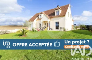 Maison à Ville (60400)