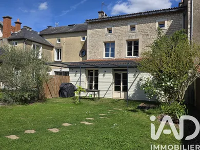 Maison de ville à Poitiers (86000)