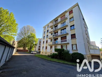Apartment in Chelles (77500)