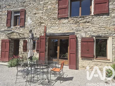 Maison de campagne à Saint-Maime (04300)