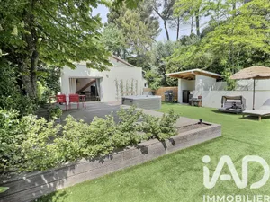 Maison à Aix-en-Provence (13090)