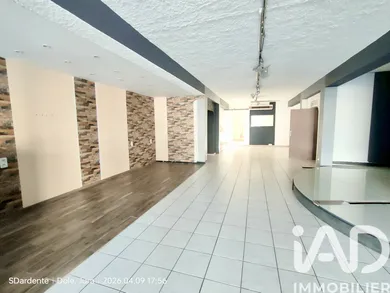 Commercial walls in Dole (39100)