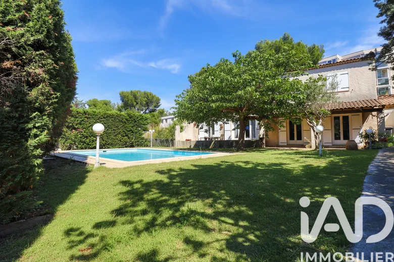 Maison 6 pièces 163 m² · à Marseille · 162,6 m² · 660 000 €