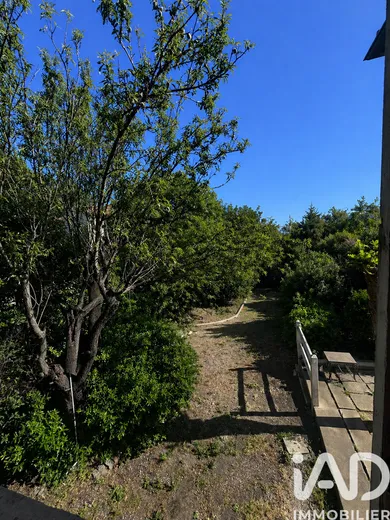 Building plot in Toulon (83000)