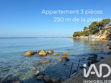 Appartement à Sanary-sur-Mer (83110)