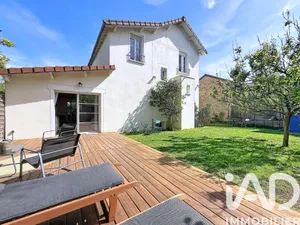 House in Saint-Prix (95390)