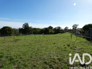 Building plot in Auchay-sur-Vendée (85200)