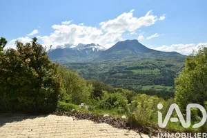 Maison de campagne à La Salle-en-Beaumont (38350)