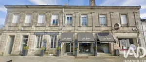 Building in Lesparre-Médoc (33340)